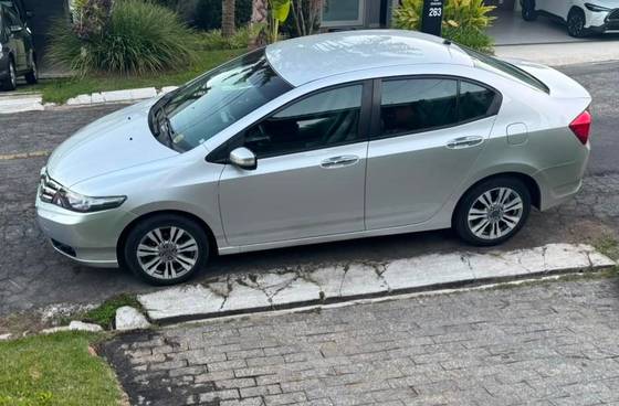 HONDA CITY 1.5 EX 16V FLEX 4P AUTOMÁTICO HONDA CITY 1.5 EX 16V FLEX 4P AUTOMÁTICO